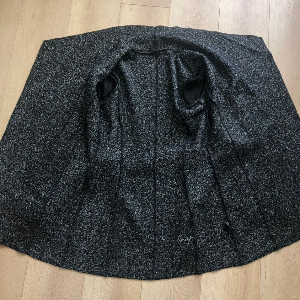 Like New - CHIC By Jacob Herringbone Belted Wrap Coat Size M - Picture 10 of 17